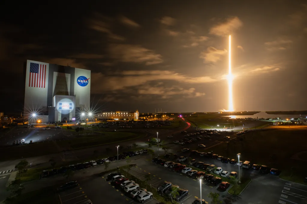 EXPLORE EAST COAST KENNEDY SPACE PROGRAM TRIP