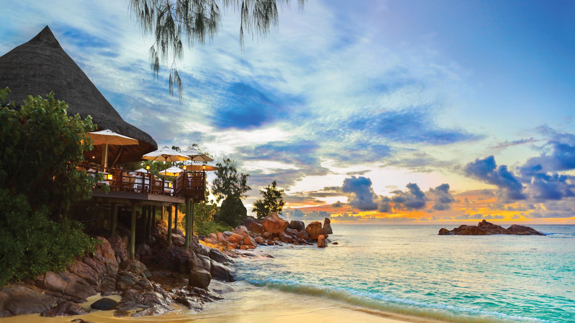 ISLAND HOPPING – SEYCHELLES