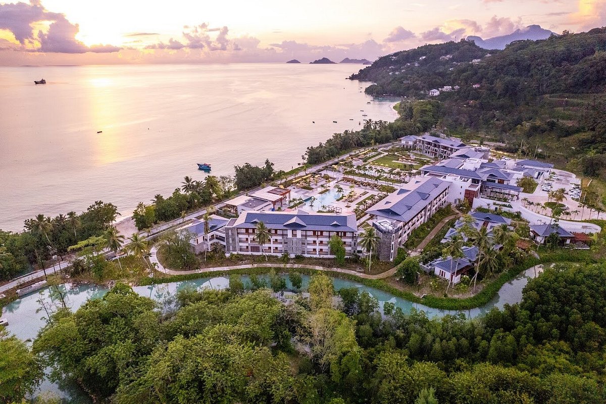 MAJESTIC MAHE WITH SAVOY RESORT AND SPA